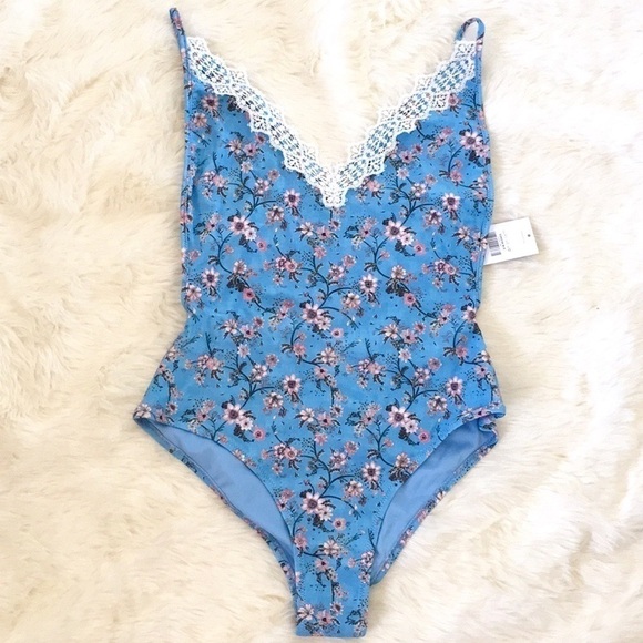 Topshop Adorable Foral Lace Trim Swimsuit - Picture 1 of 8